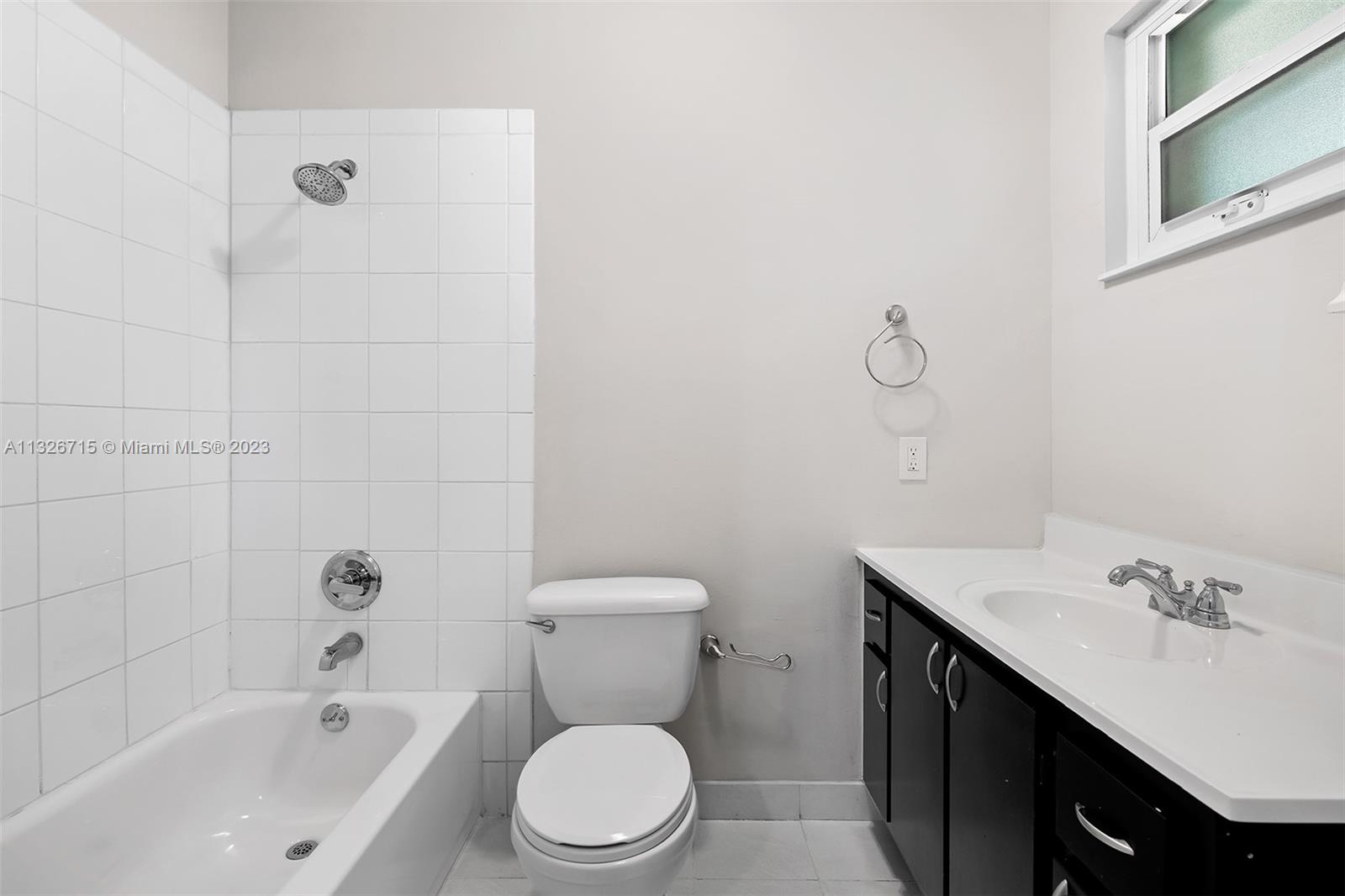 4489 Treasure Cove Dr Unit: 4489