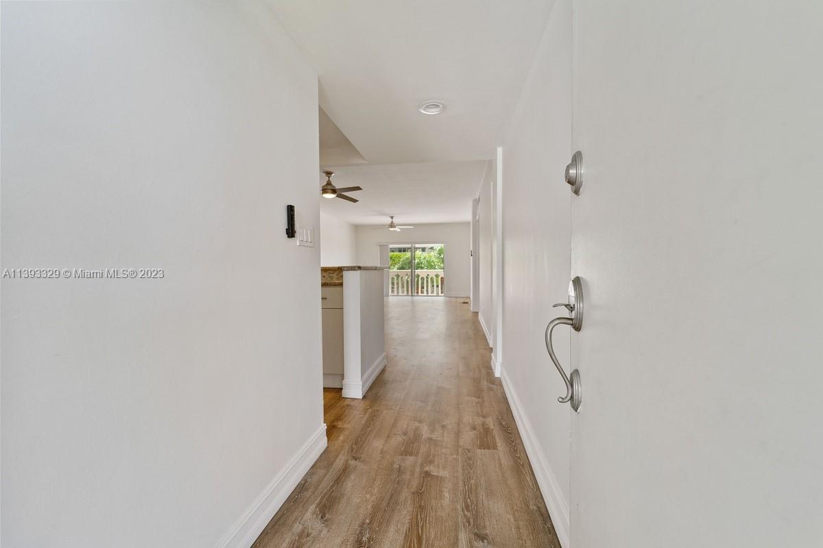 100 Edgewater Dr # 329