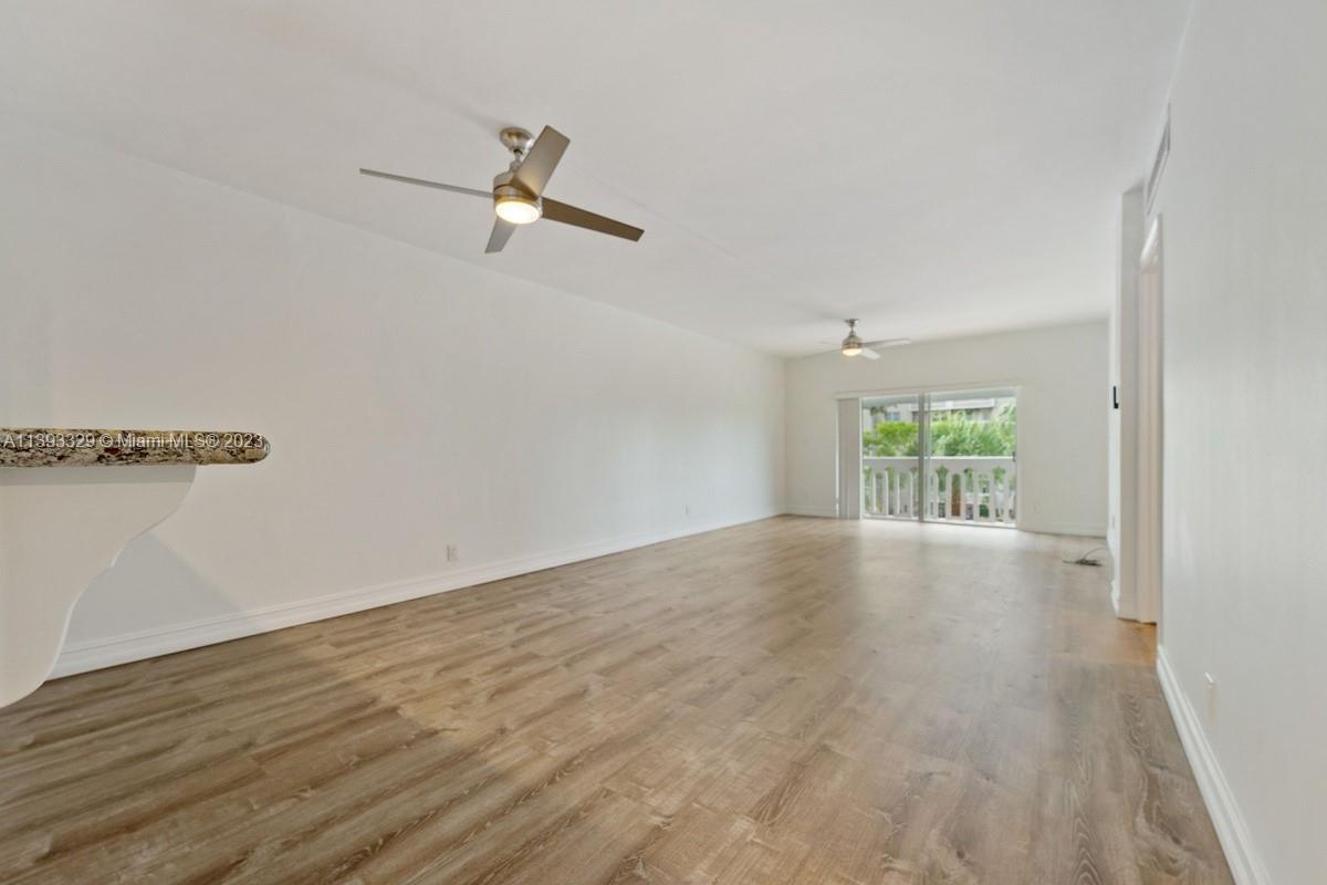 100 Edgewater Dr # 329