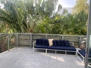 221 Jefferson Ave # 11