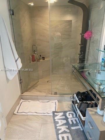 221 Jefferson Ave # 11