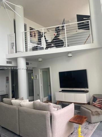 221 Jefferson Ave # 11