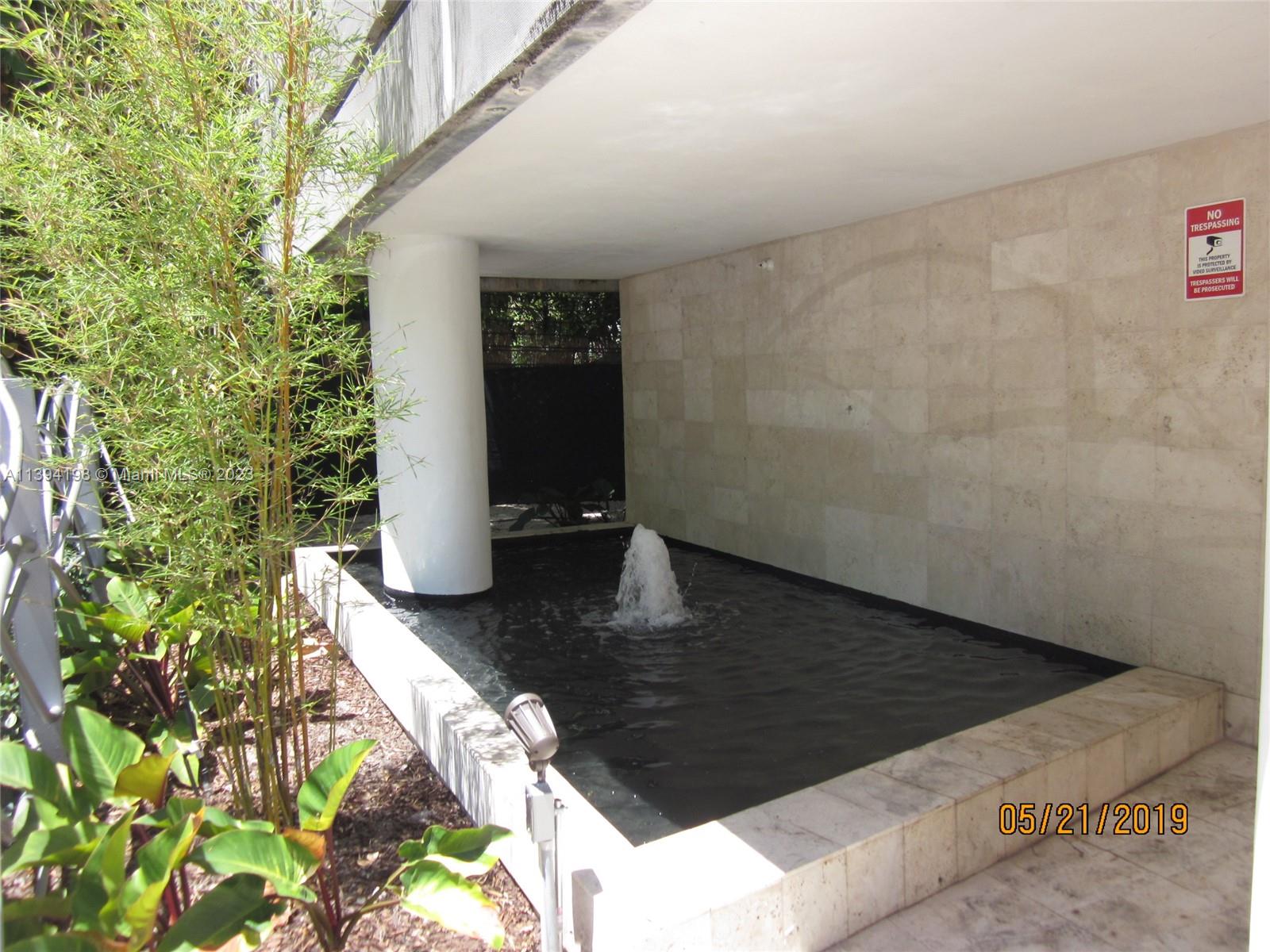 221 Jefferson Ave # 11