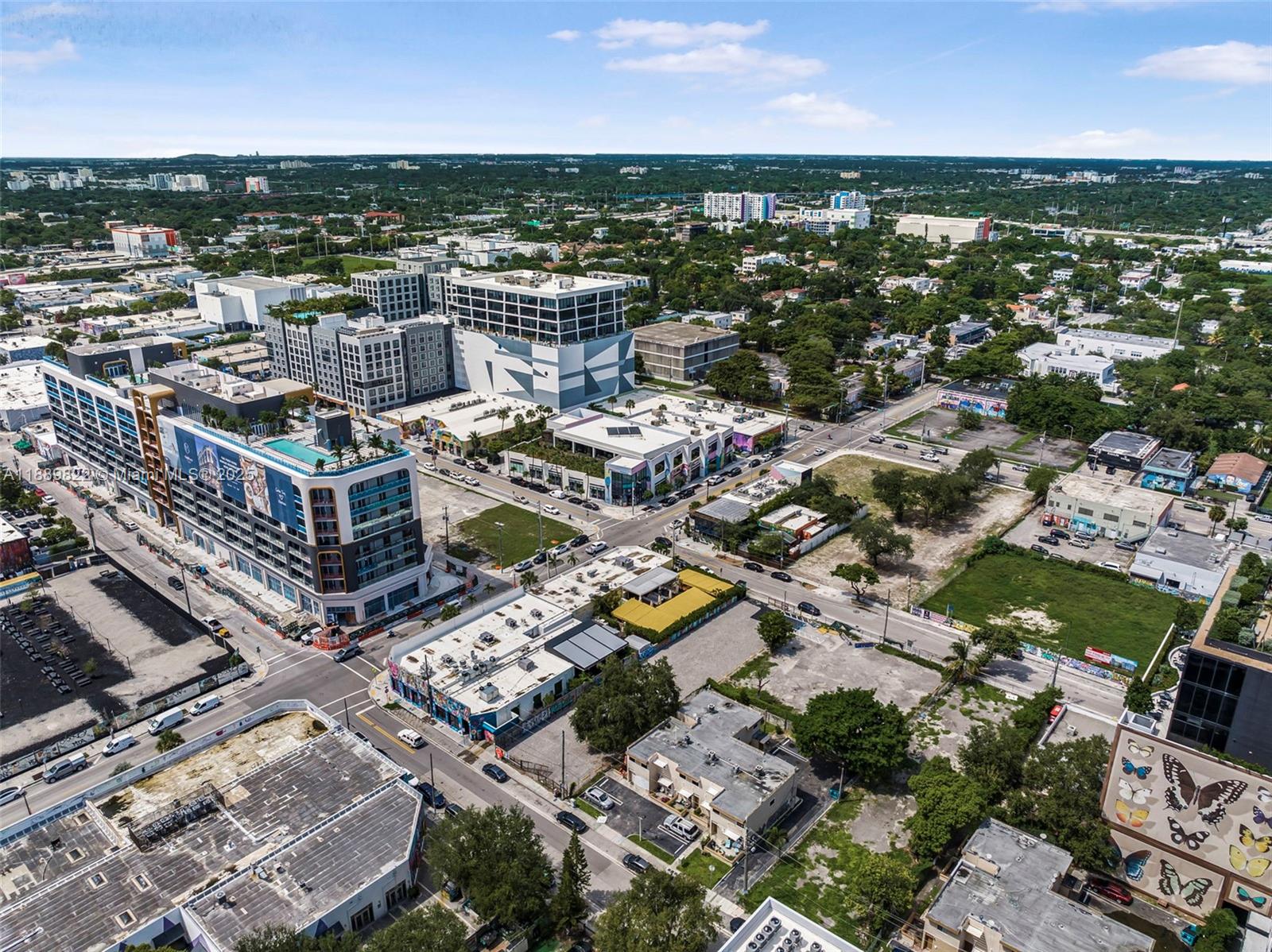 176 NW 28th St