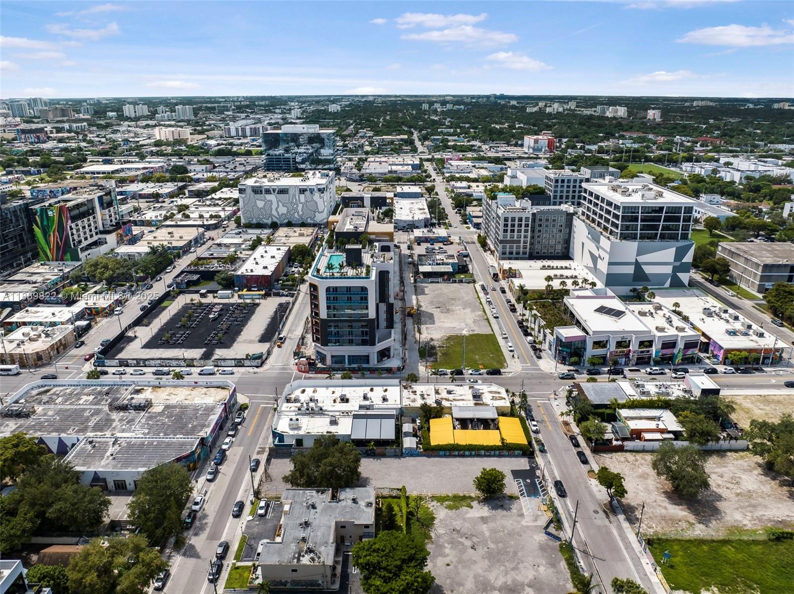 176 NW 28th St