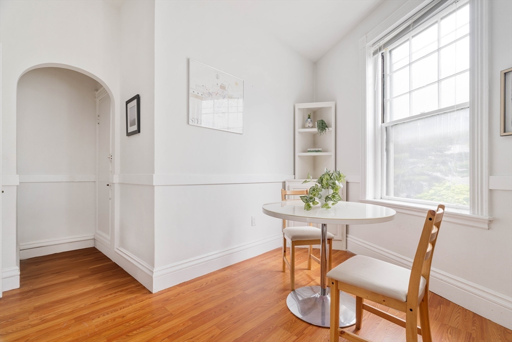 503 Boylston St # 4