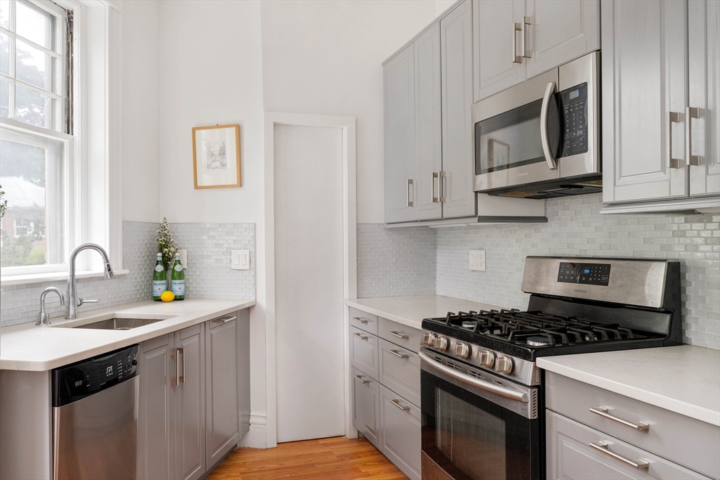 503 Boylston St # 4