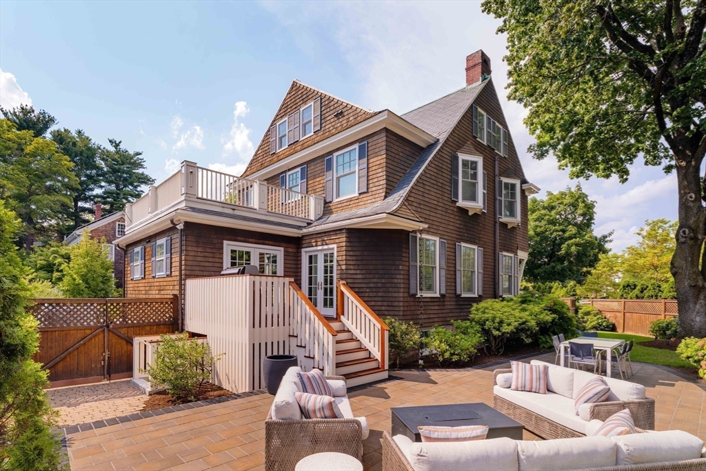 700 Commonwealth Ave