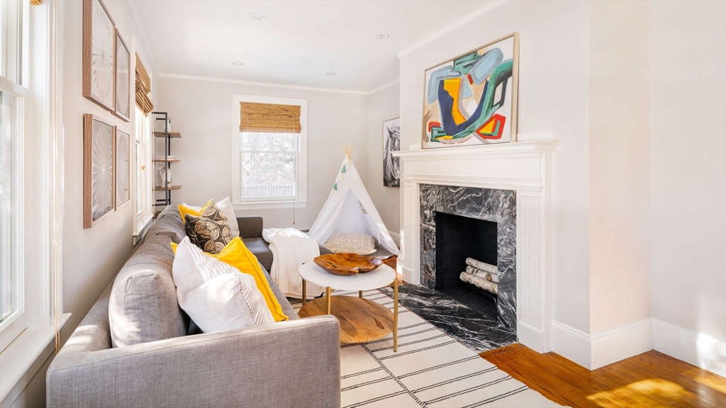 67 Prentice Rd