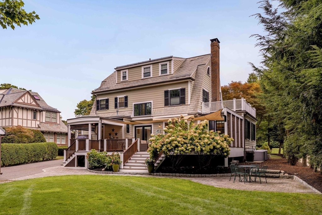 67 Prentice Rd