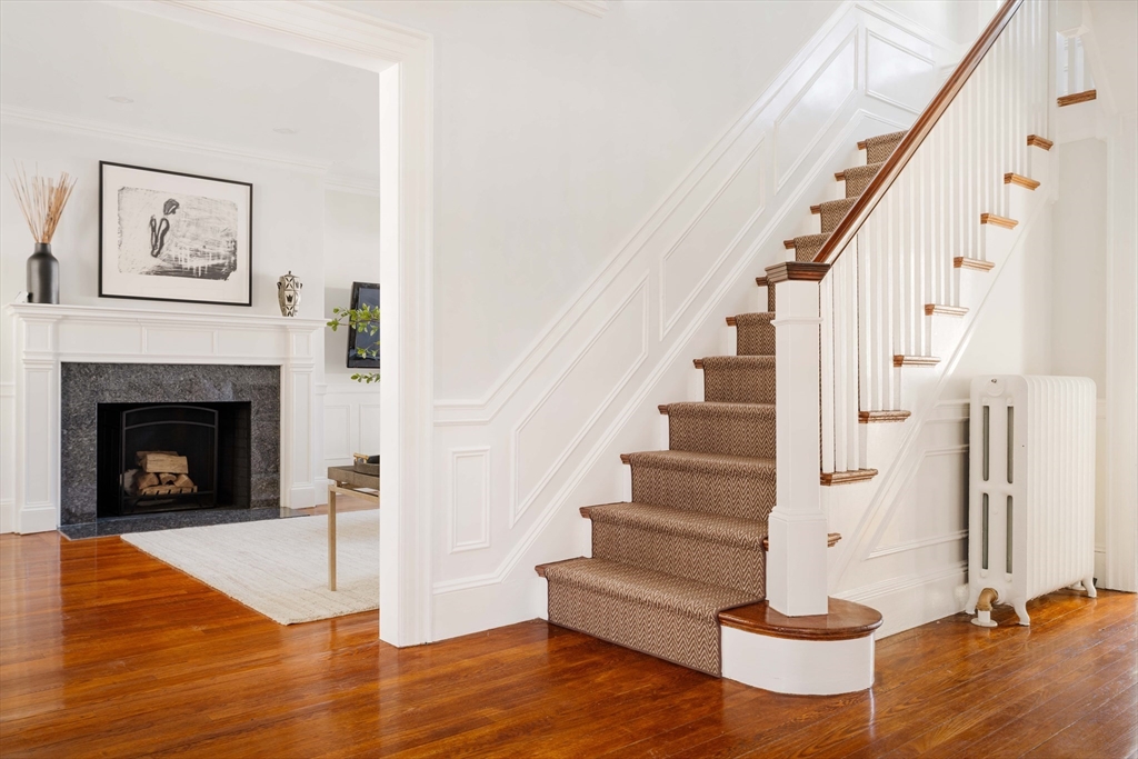 67 Prentice Rd