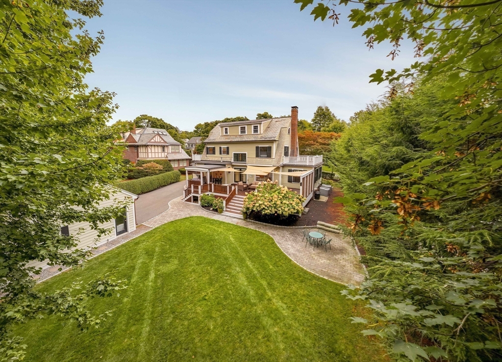 67 Prentice Rd