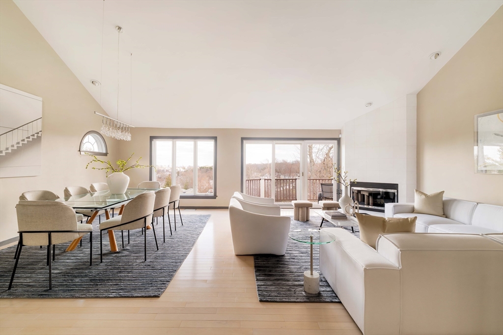 71 Algonquin Rd # 71
