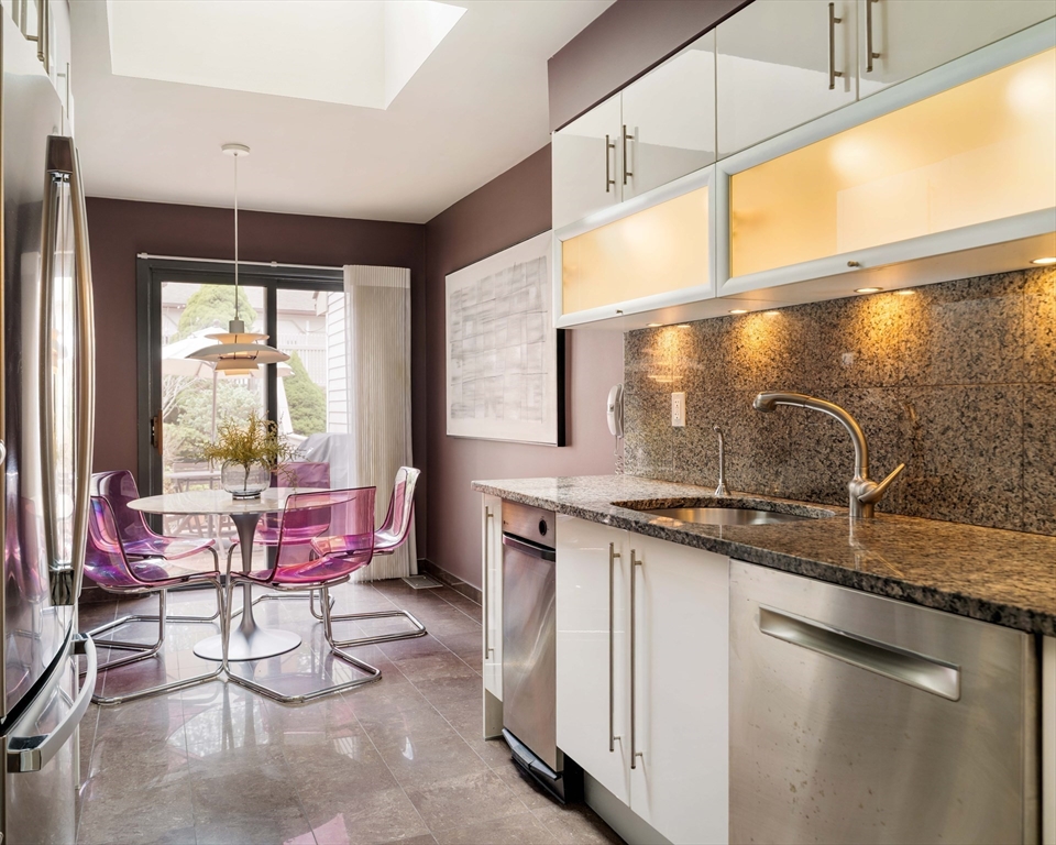 71 Algonquin Rd # 71