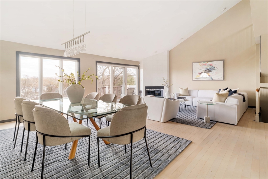 71 Algonquin Rd # 71