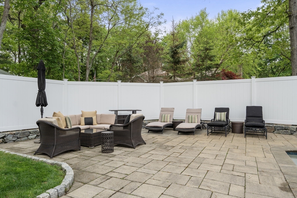25 Kesseler Way