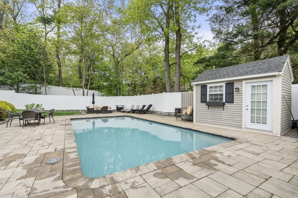25 Kesseler Way