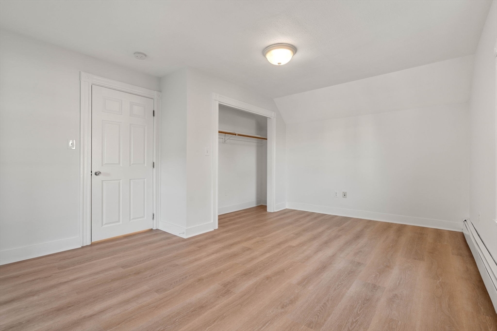 15 Bradbury St # 2