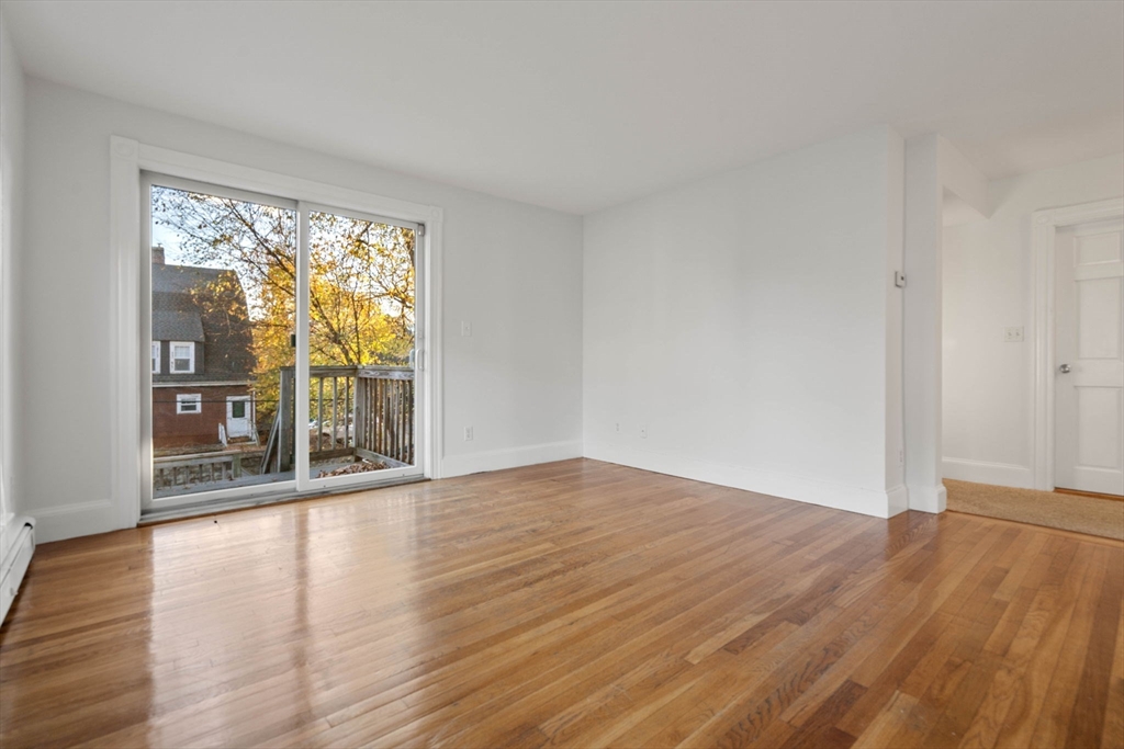 15 Bradbury St # 2