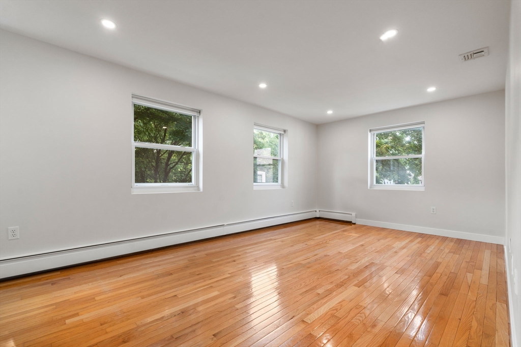 33 Saco Street # 33