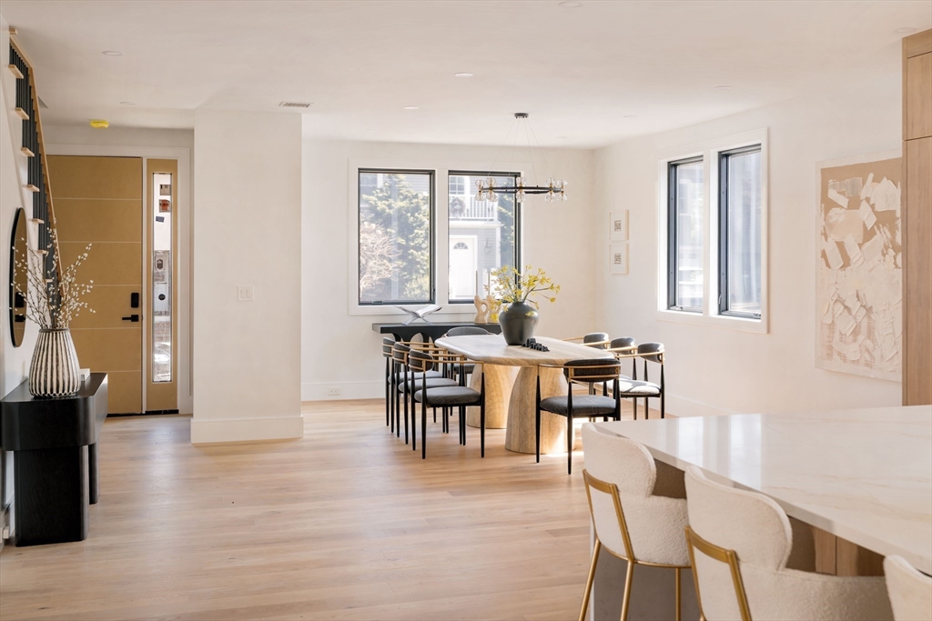 27 Cross St # 27