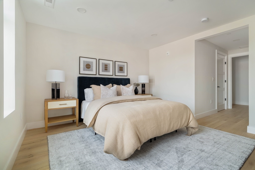 20 Kinmonth Rd # 203