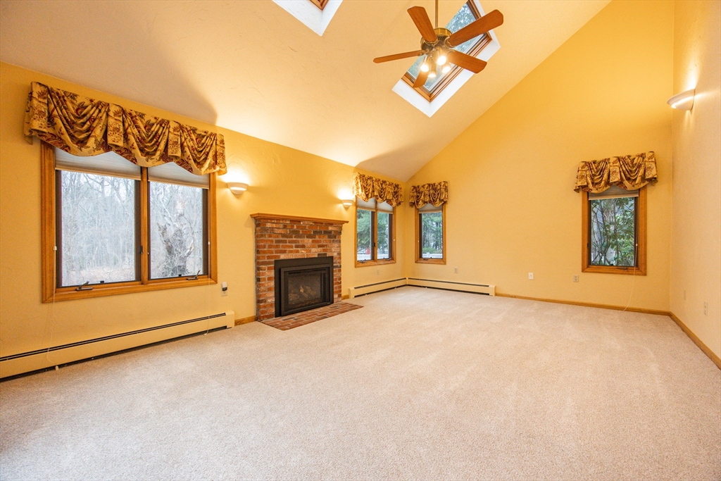 261 Rolling Meadow Drive