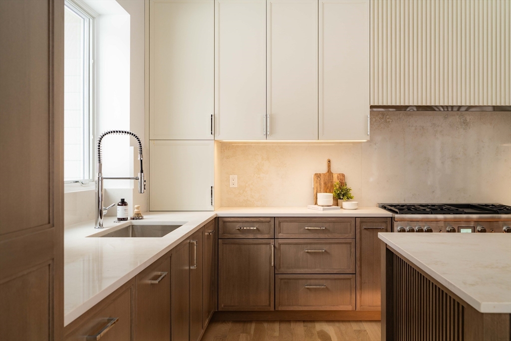 365 Charles River St