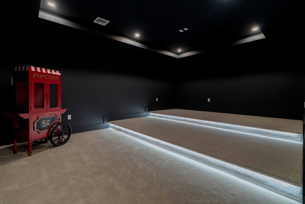 365 Charles River St