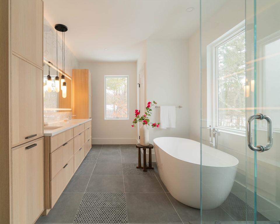 365 Charles River St