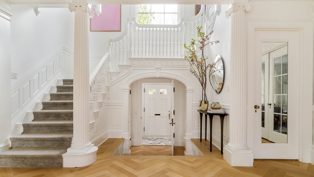 15 Farlow Rd