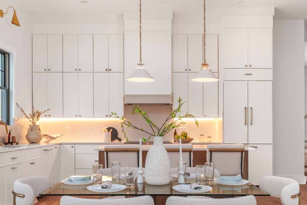 712 Watertown Street