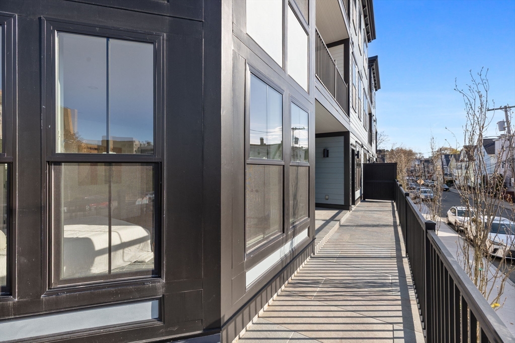 230 Washington St # 1