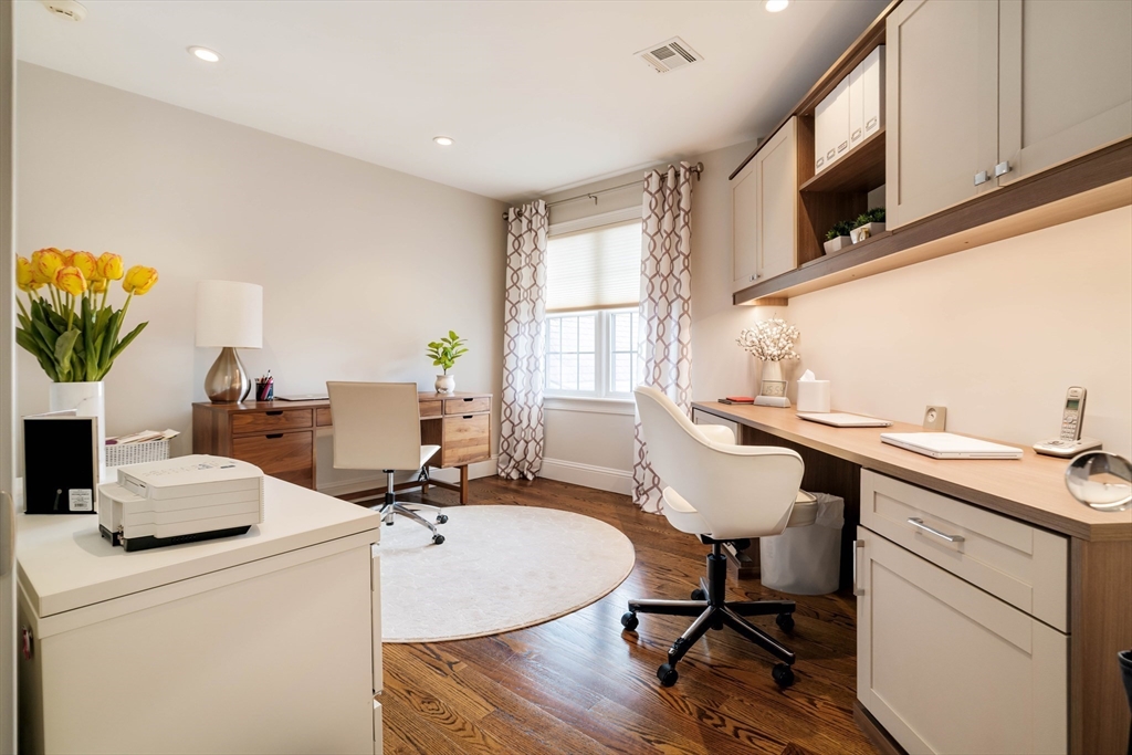 287 Langley Rd # 6