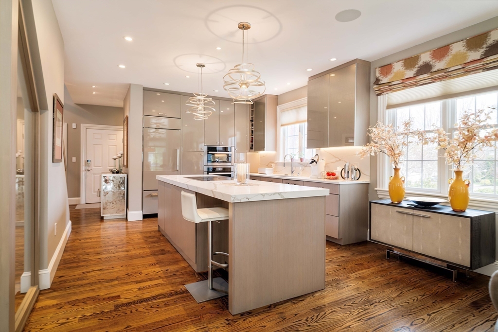 287 Langley Rd # 6