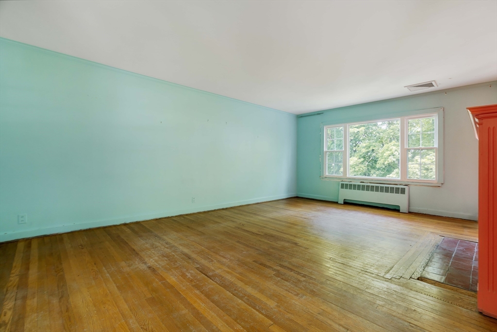 77 Jordan Rd