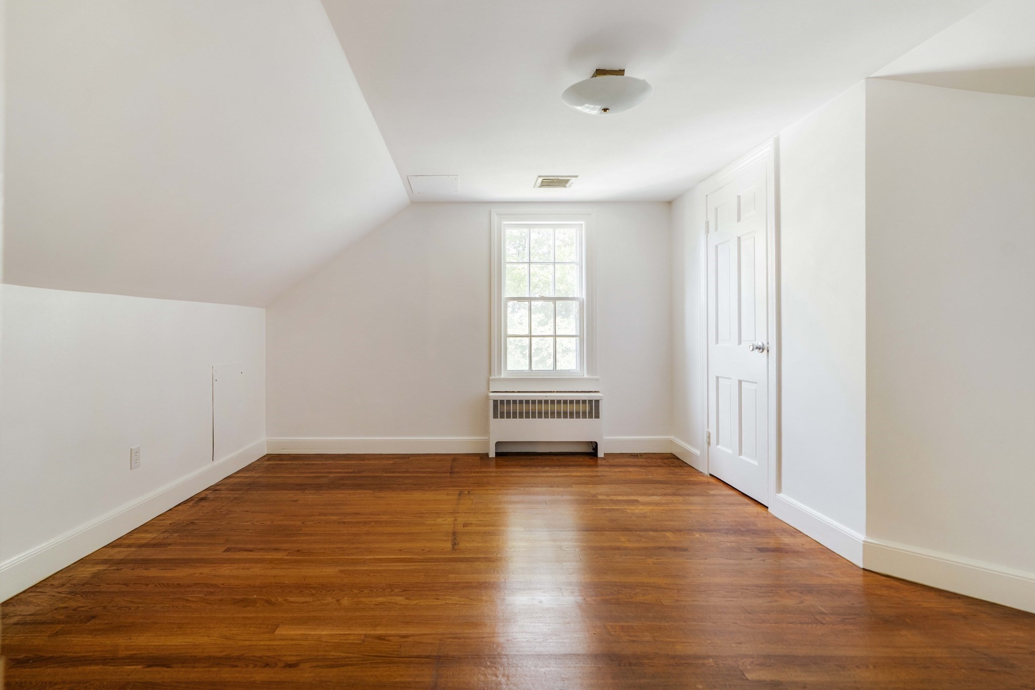 77 Jordan Rd