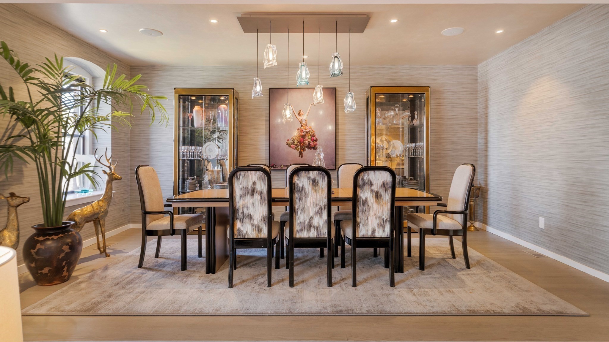 103 Bellevue St # 4