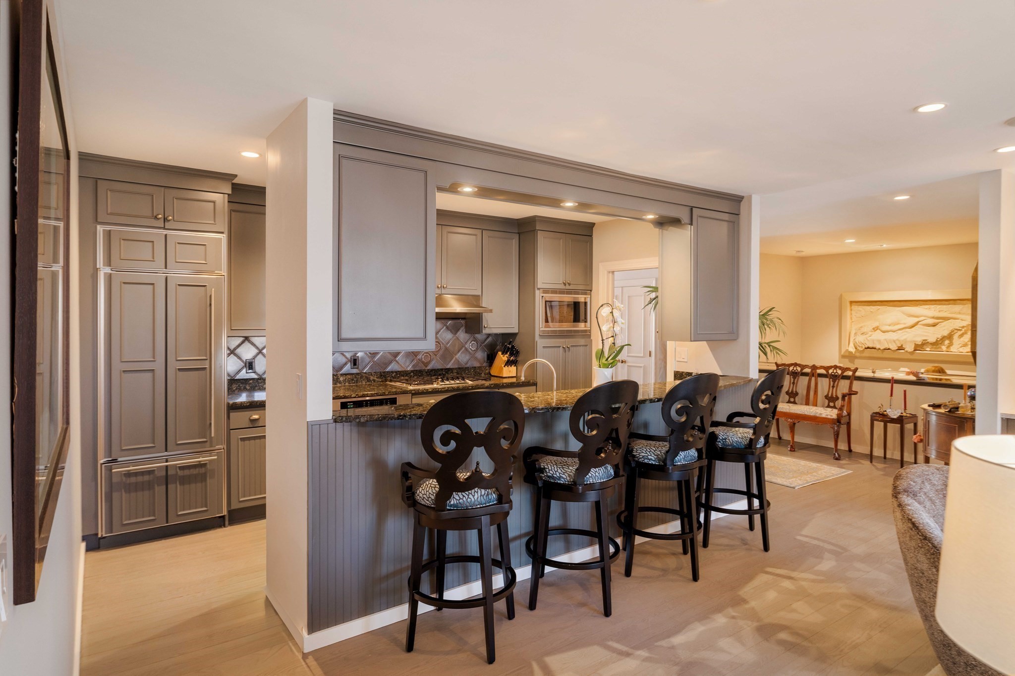 103 Bellevue St # 4