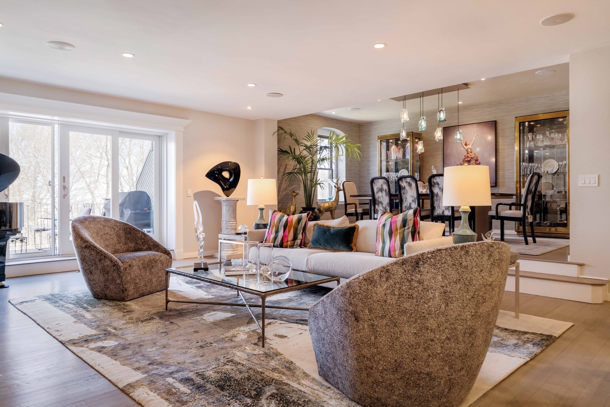 103 Bellevue St # 4