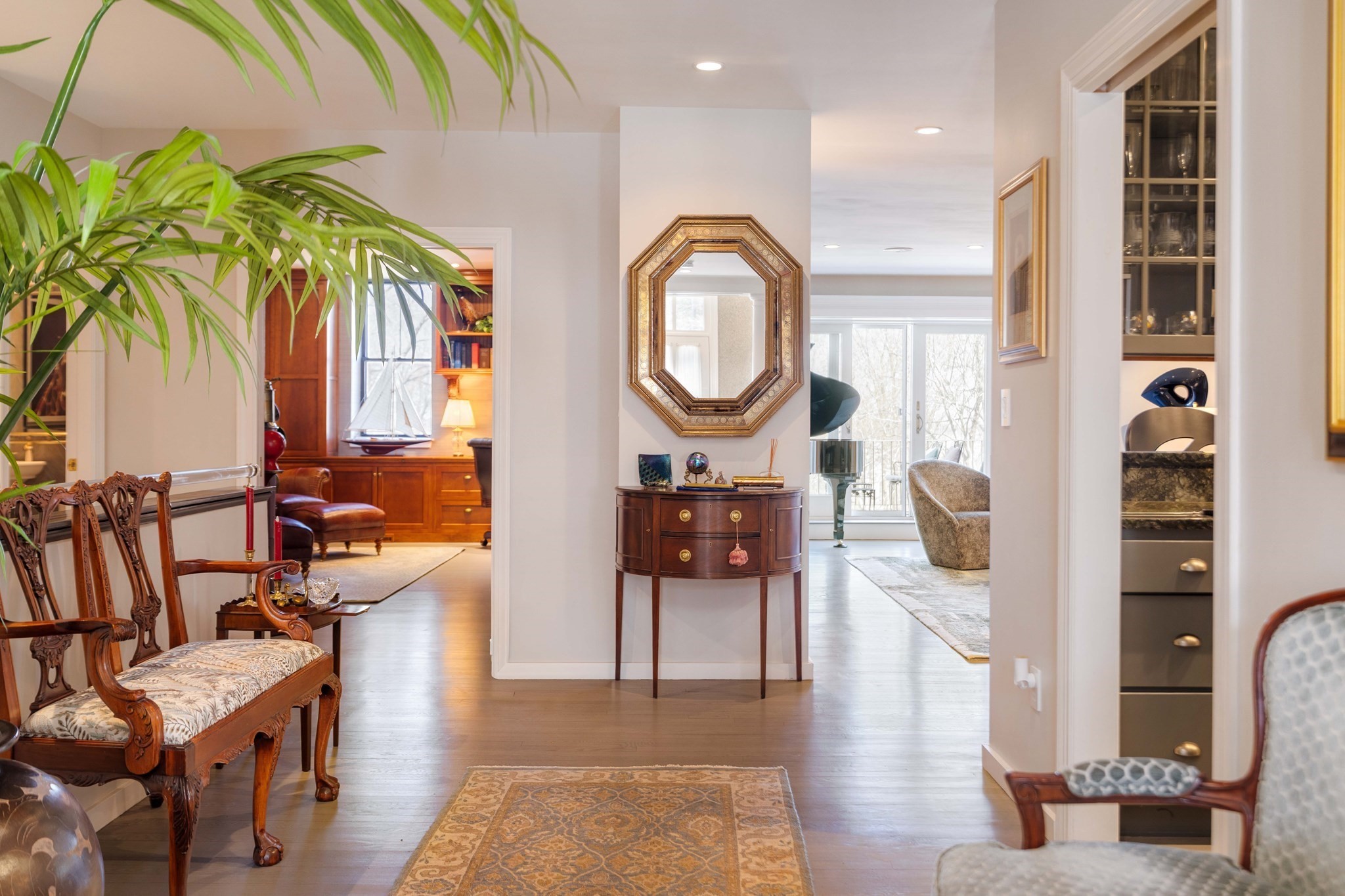 103 Bellevue St # 4