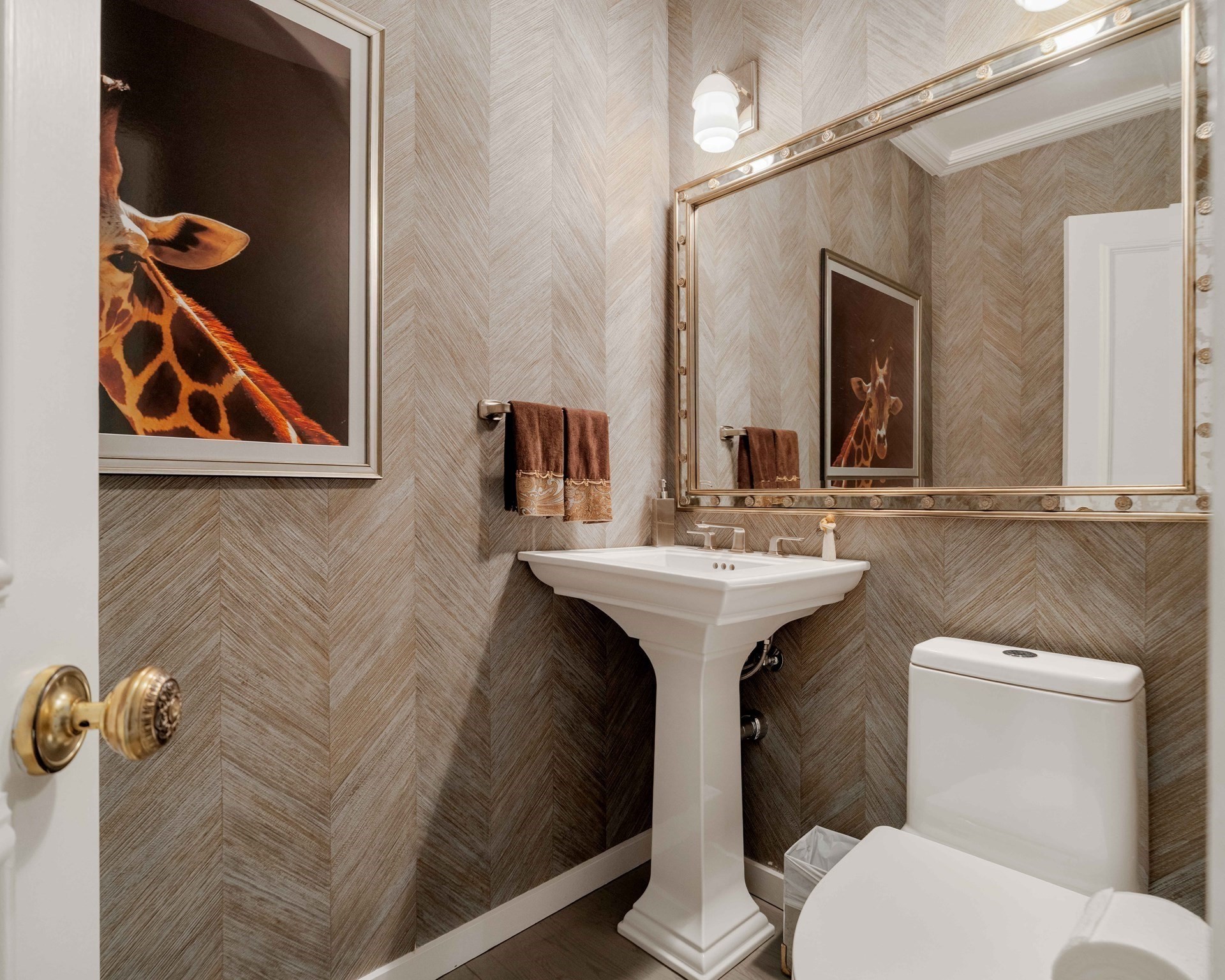 103 Bellevue St # 4