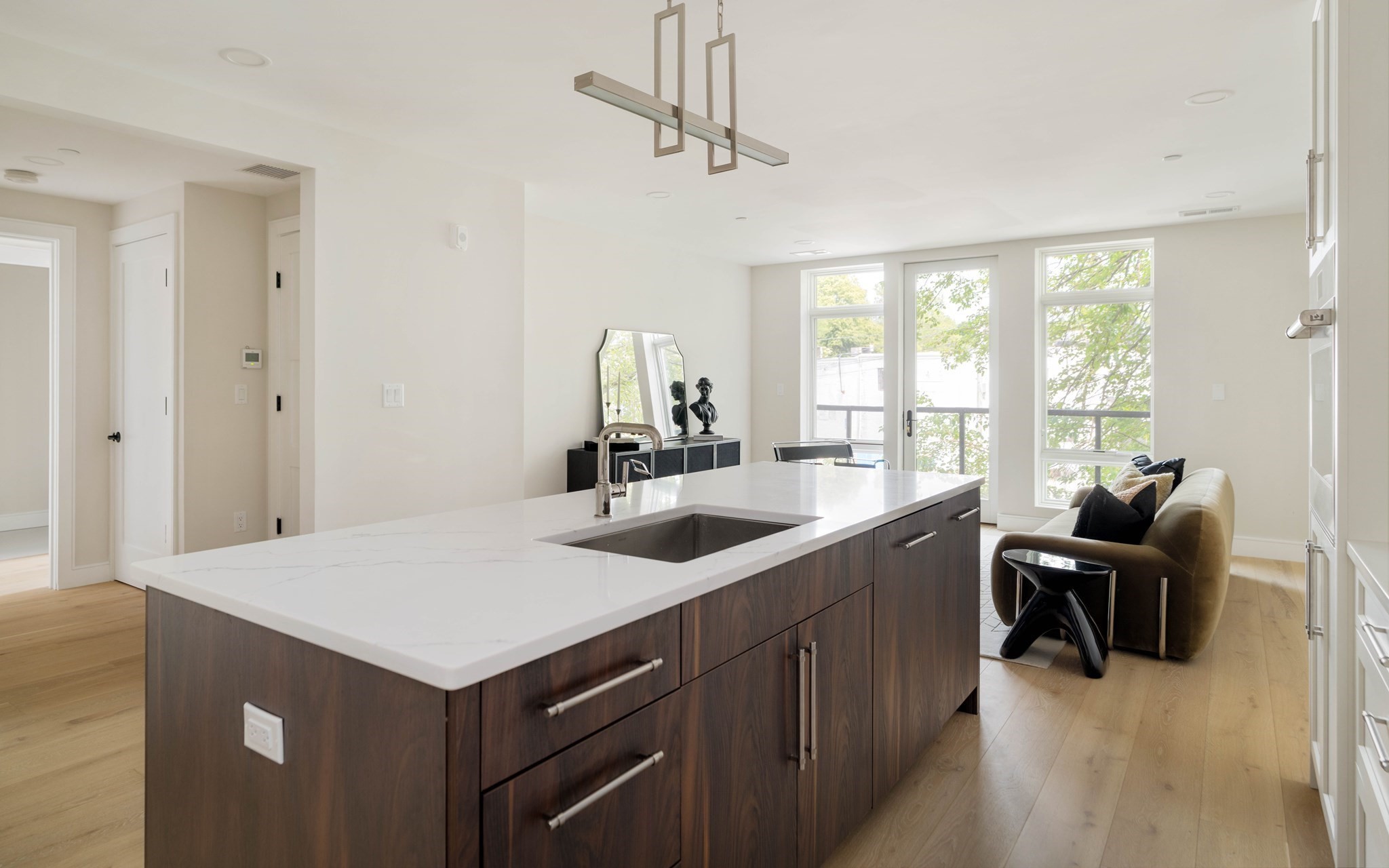 20 Kinmonth Rd # 201