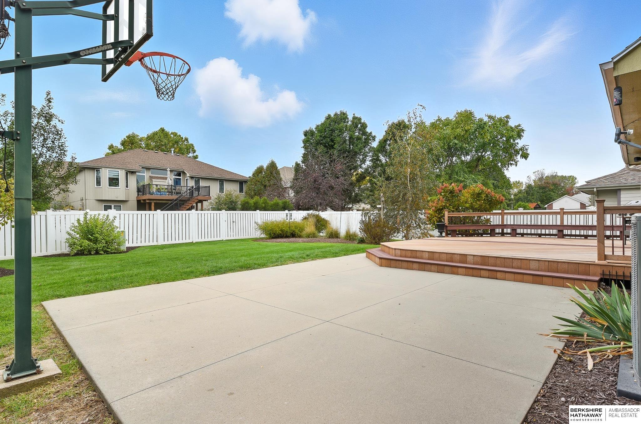 16603 Edna Street, Omaha