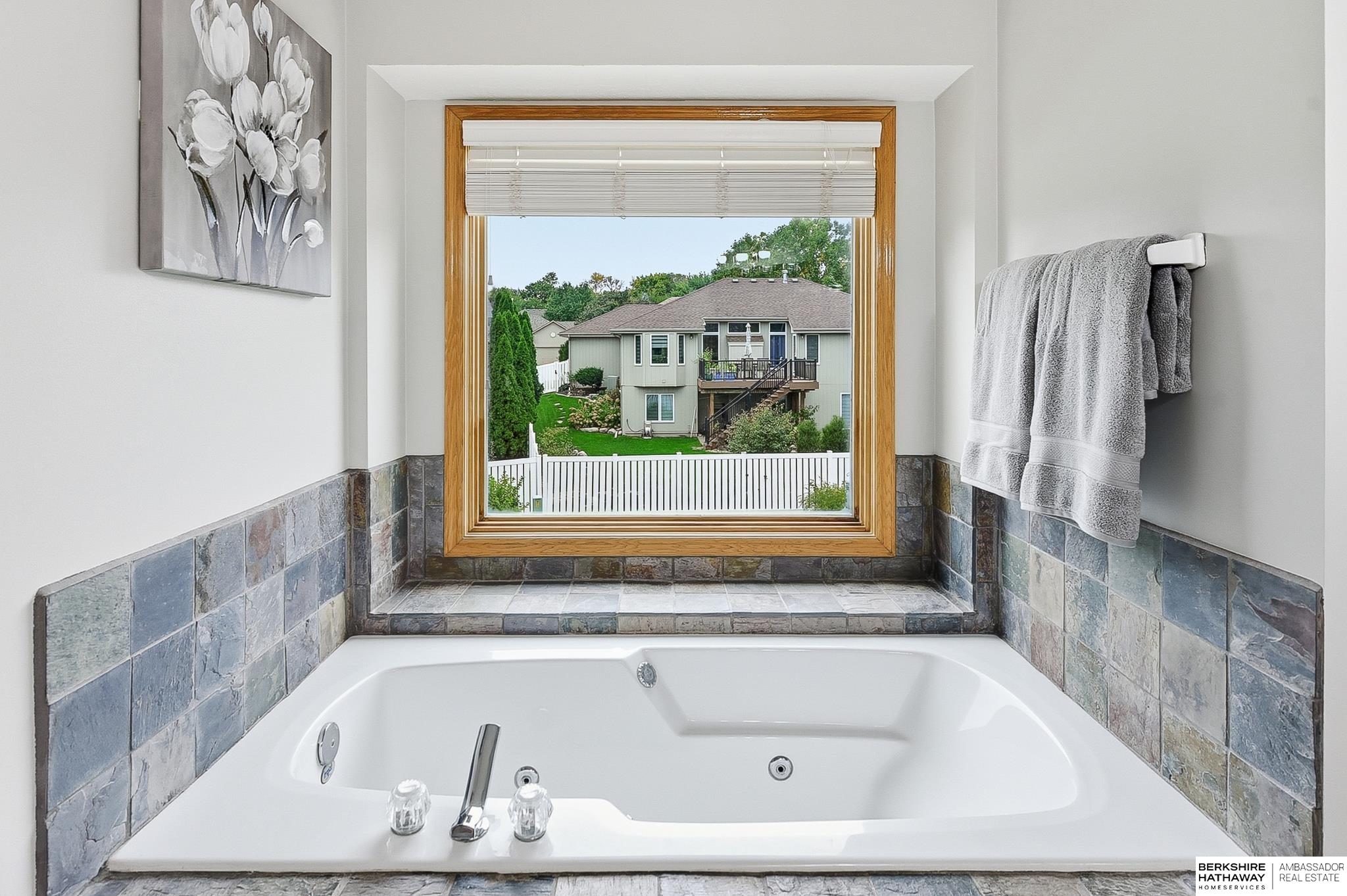 16603 Edna Street, Omaha