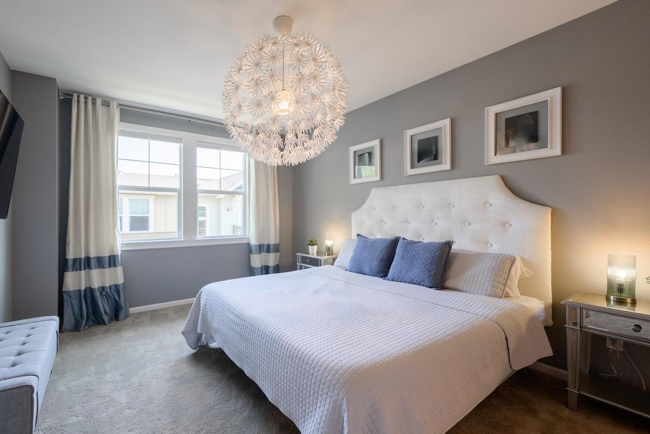 237 Bluebonnet LN 302