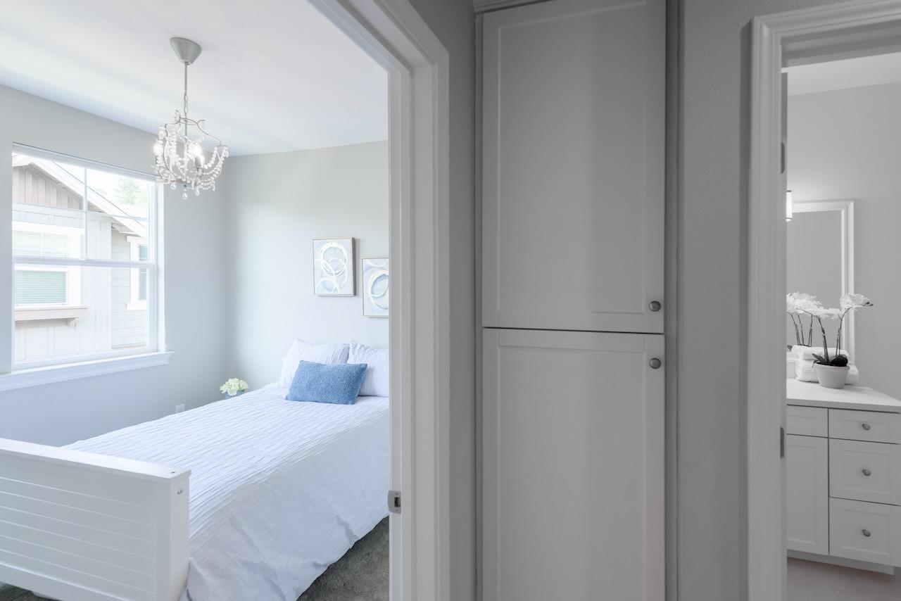 237 Bluebonnet LN 302