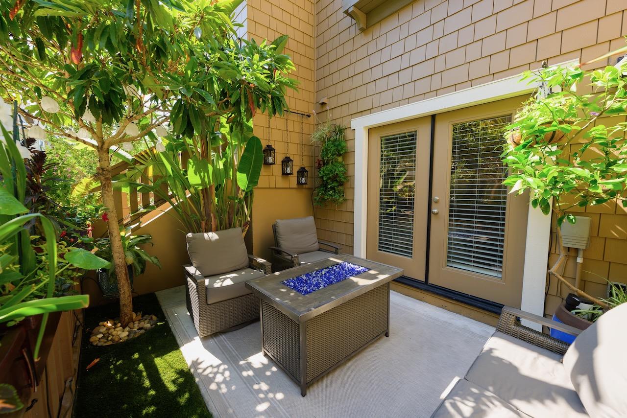 237 Bluebonnet LN 302