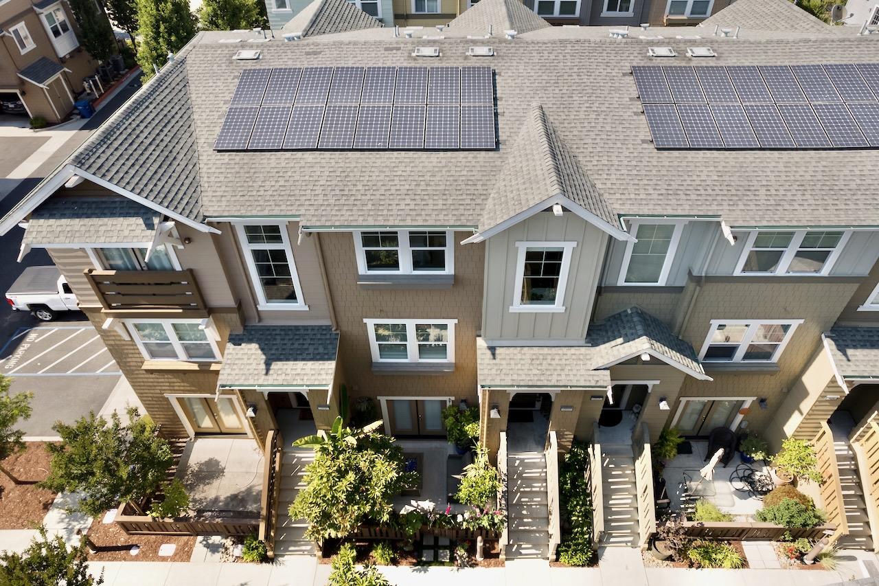 237 Bluebonnet LN 302