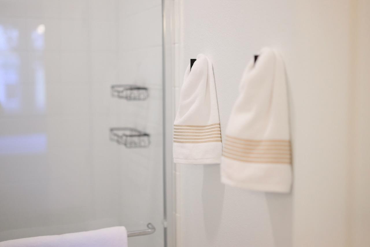 237 Bluebonnet LN 302